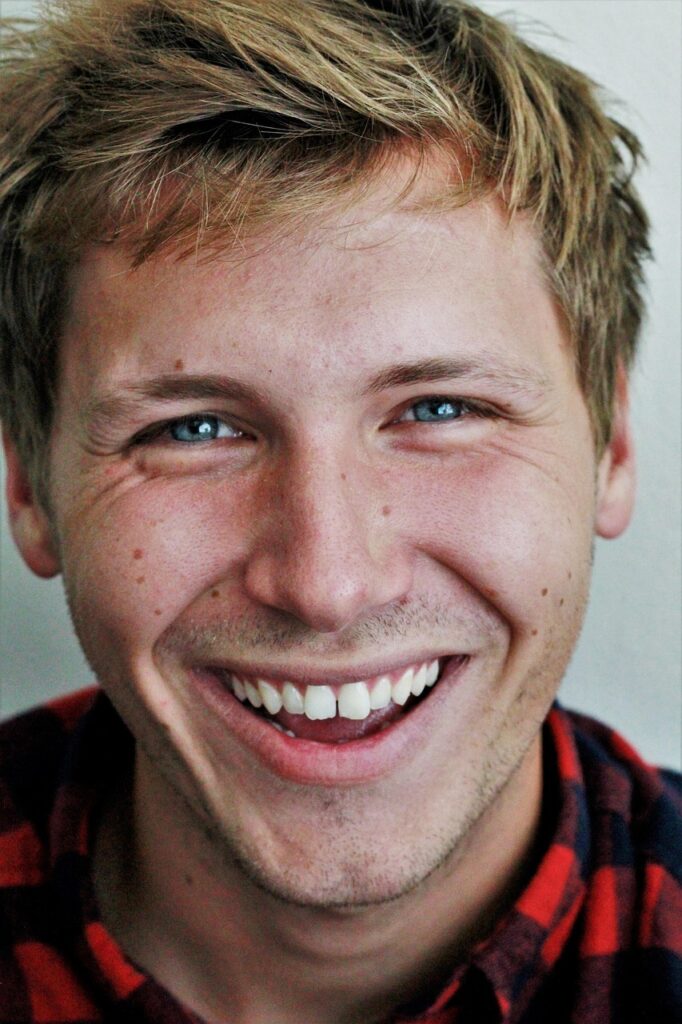 male, model, smile, man, young, attractive, handsome, guy, caucasian, portrait, adult, face, person, people, fashion, youth, style, lifestyle, masculine, looking, body, expression, stylish, modern, fit, muscular, cool, macho, athletic, fitness, black, confident